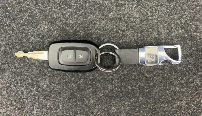 2019 Renault Kwid CLIMBER 1.0, Petrol, Manual, 40,349 km, Key Close Up