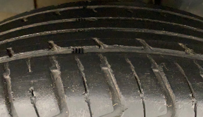 2019 Renault Kwid CLIMBER 1.0, Petrol, Manual, 40,349 km, Left Front Tyre Tread