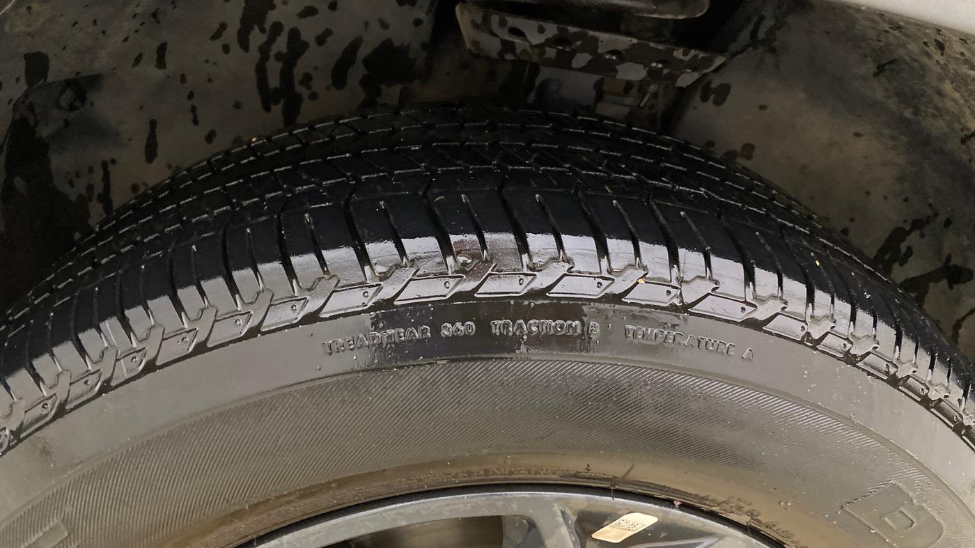 2019 Tata Harrier XZ 2.0L DARK EDITION, Diesel, Manual, 87,169 km, Left Front Tyre Tread