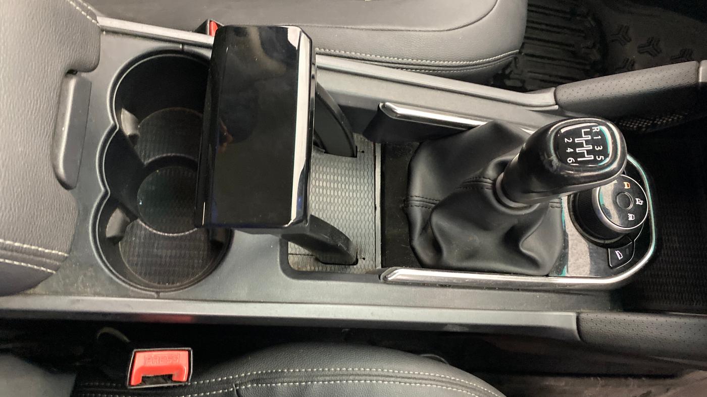 2019 Tata Harrier XZ 2.0L DARK EDITION, Diesel, Manual, 87,169 km, Gear Lever