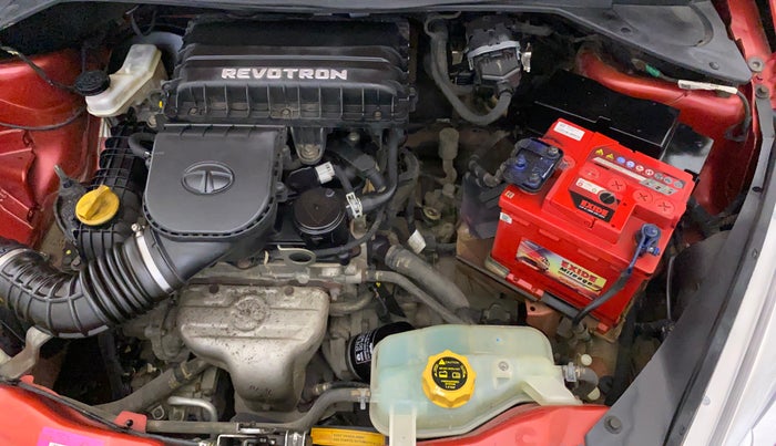 2017 Tata Tiago XT PETROL, Petrol, Manual, 32,566 km, Engine View - Left