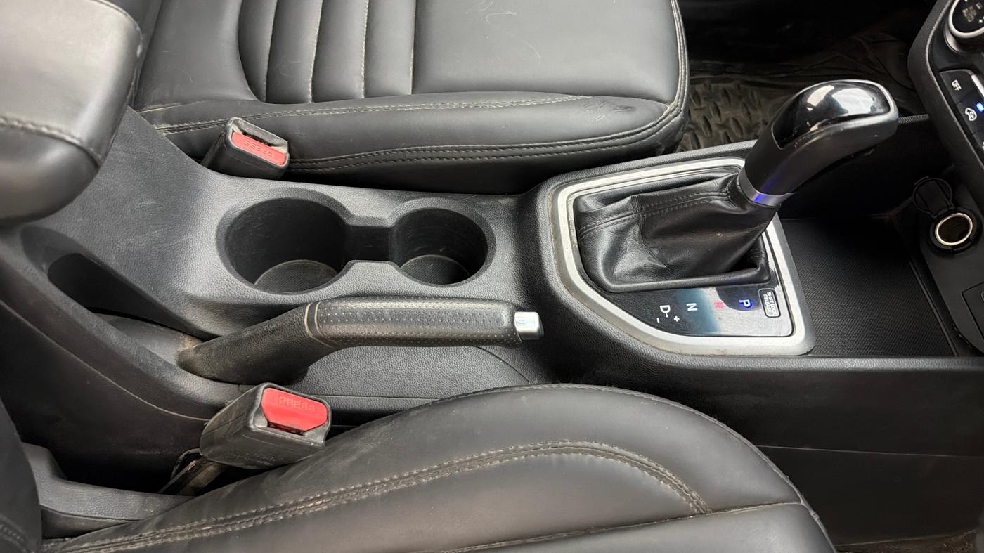 2016 Hyundai Creta SX PLUS AT 1.6 PETROL, Petrol, Automatic, 83,829 km, Gear Lever