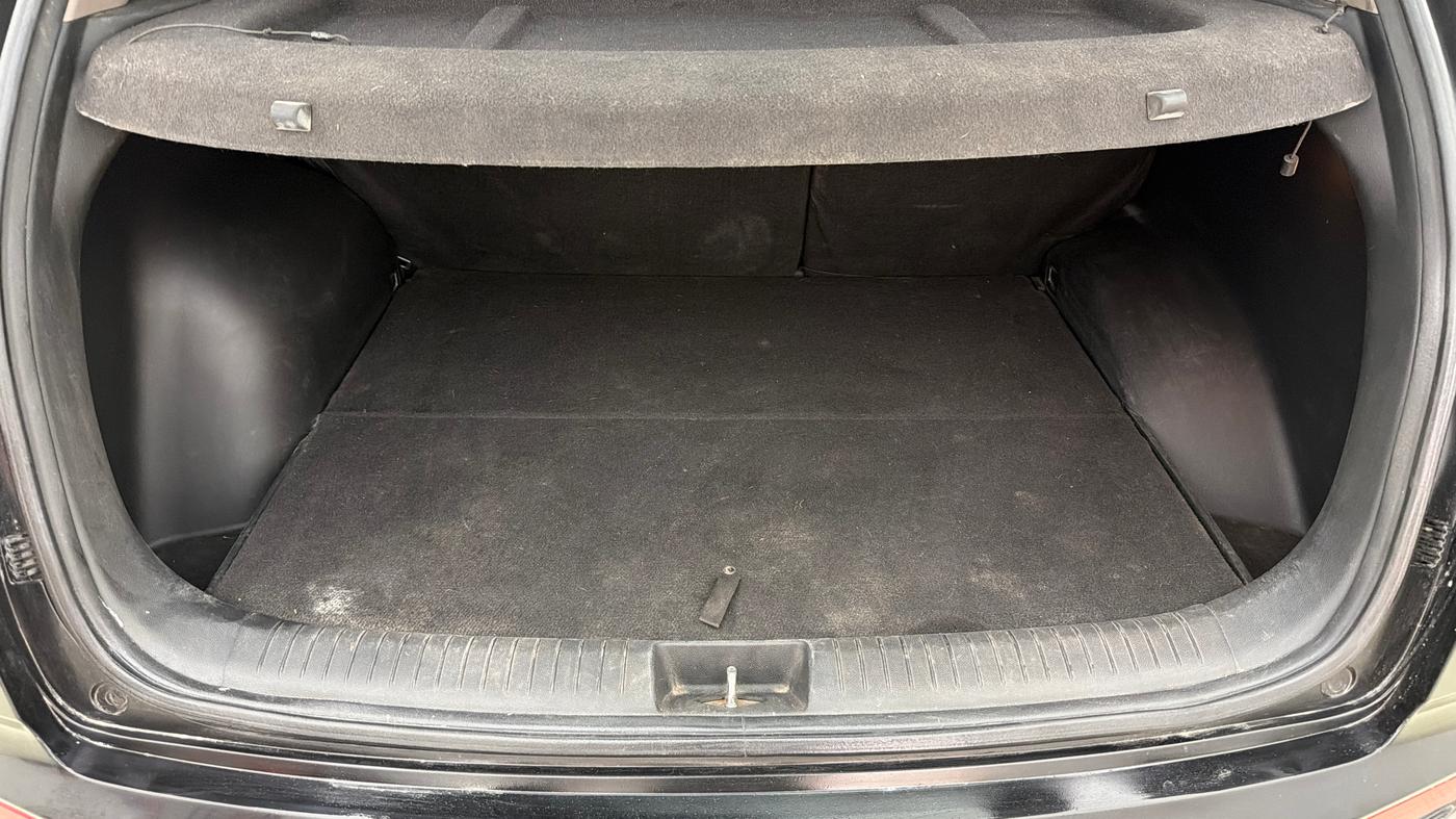 2016 Hyundai Creta SX PLUS AT 1.6 PETROL, Petrol, Automatic, 83,829 km, Boot Inside