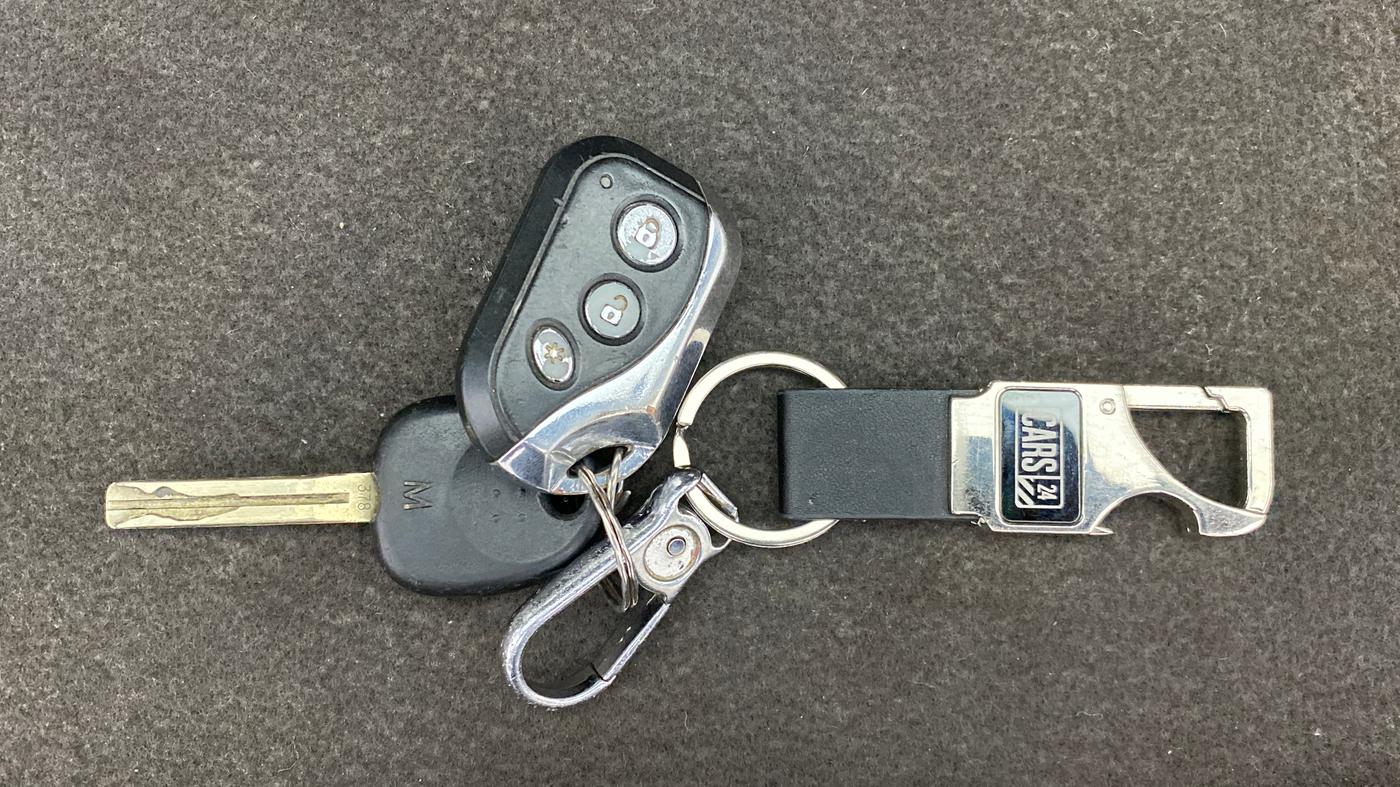 2011 Hyundai i20 MAGNA O 1.2, Petrol, Manual, 65,658 km, Key Close Up