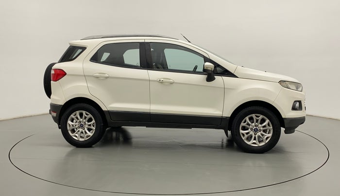 2016 Ford Ecosport 1.5 TITANIUM TI VCT, Petrol, Manual, 46,706 km, Right Side View