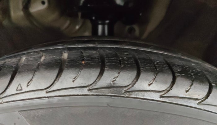 2020 KIA SELTOS HTK PLUS 1.5, Petrol, Manual, 41,250 km, Right Front Tyre Tread