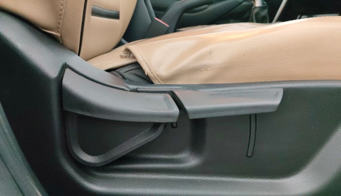 2020 KIA SELTOS HTK PLUS 1.5, Petrol, Manual, 41,250 km, Driver Side Adjustment Panel