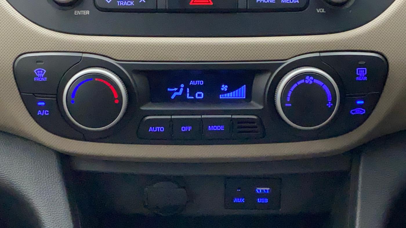 2017 Hyundai Grand i10 ASTA 1.2 KAPPA VTVT, Petrol, Manual, 70,537 km, Automatic Climate Control