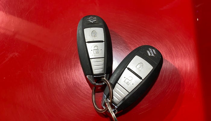 2018 Maruti Baleno ZETA PETROL 1.2, Petrol, Manual, 17,598 km, Key Close Up