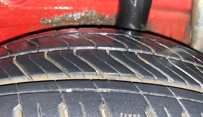 2017 Maruti Celerio VXI AMT, Petrol, Automatic, 85,505 km, Left Rear Tyre Tread