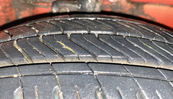 2017 Maruti Celerio VXI AMT, Petrol, Automatic, 85,505 km, Right Front Tyre Tread