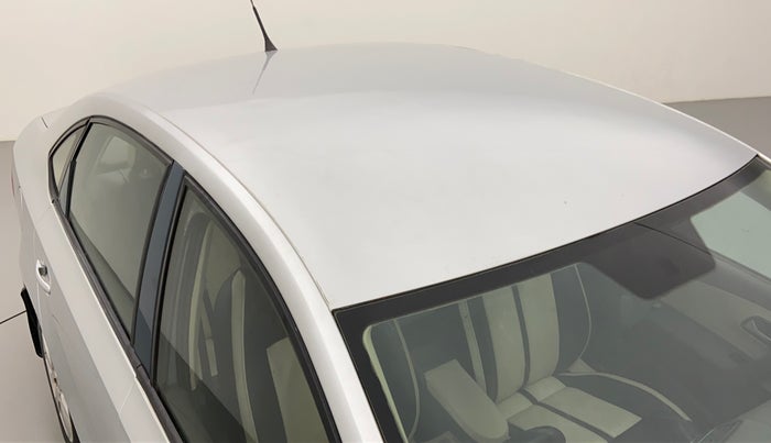 2010 Volkswagen Vento HIGHLINE PETROL, Petrol, Manual, 1,12,747 km, Roof
