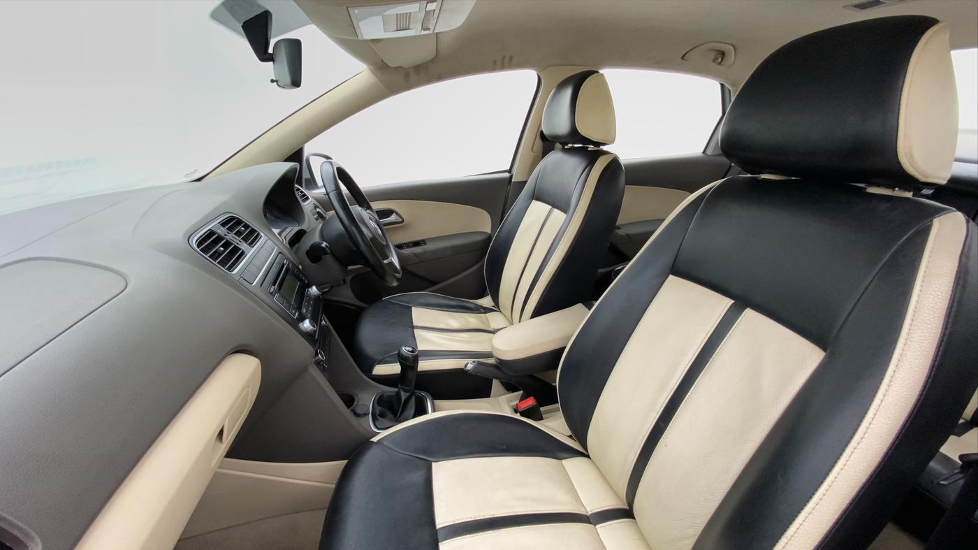 2010 Volkswagen Vento HIGHLINE PETROL, Petrol, Manual, 1,12,747 km, Right Side Front Door Cabin
