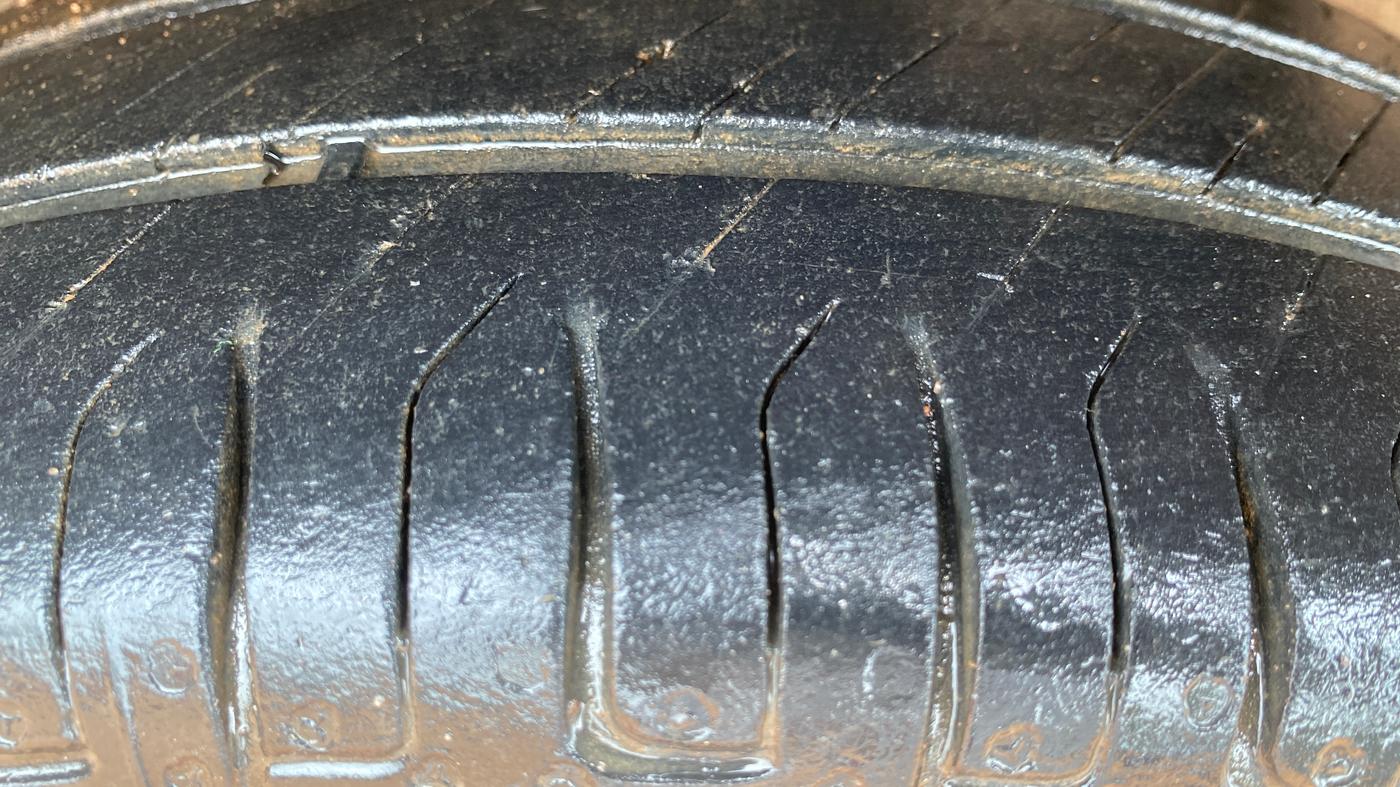 2013 Maruti Alto K10 VXI, Petrol, Manual, 95,705 km, Left Front Tyre Tread