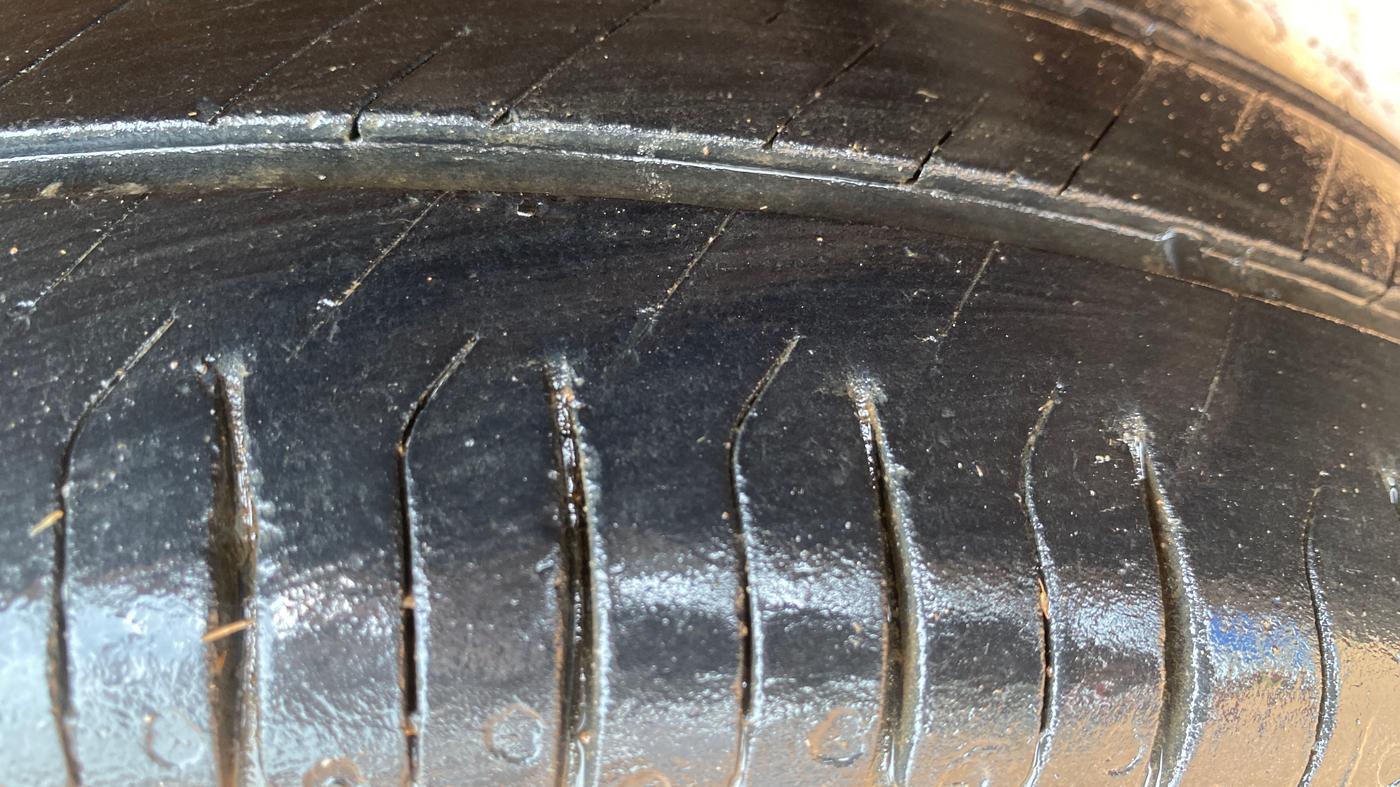 2013 Maruti Alto K10 VXI, Petrol, Manual, 95,705 km, Left Rear Tyre Tread