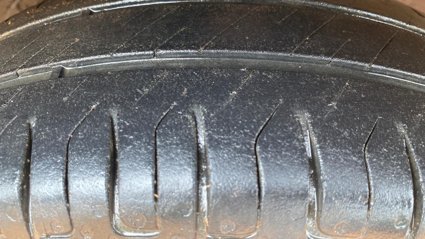 2013 Maruti Alto K10 VXI, Petrol, Manual, 95,705 km, Right Front Tyre Tread