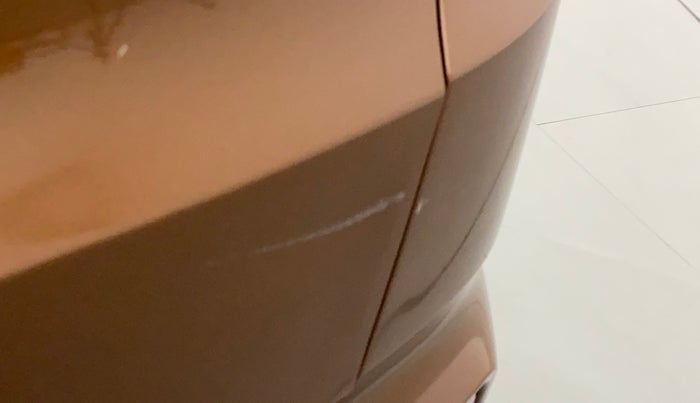 2017 Hyundai Creta E PLUS 1.6 PETROL, Petrol, Manual, 96,135 km, Dicky (Boot door) - Minor scratches