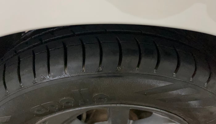 2022 Hyundai GRAND I10 NIOS SPORTZ 1.2 KAPPA VTVT CNG, CNG, Manual, 77,979 km, Left Front Tyre Tread