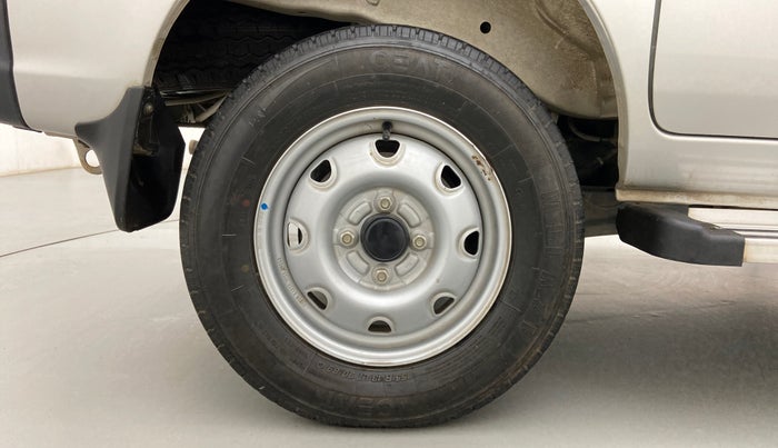 2021 Maruti Eeco 5 STR WITH A/C+HTR, Petrol, Manual, 12,979 km, Right Rear Wheel