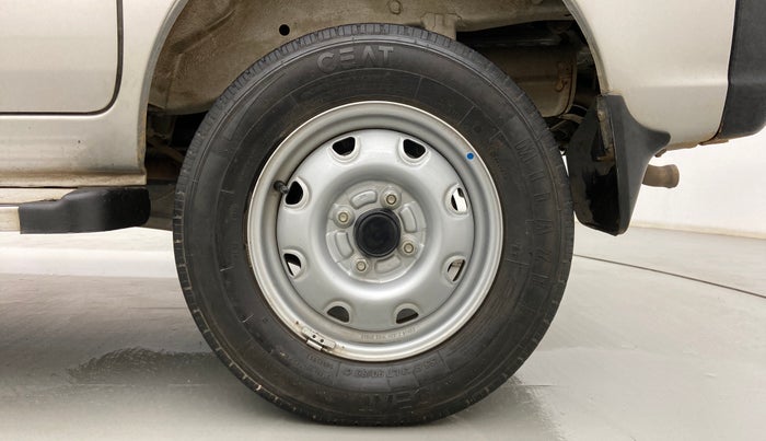 2021 Maruti Eeco 5 STR WITH A/C+HTR, Petrol, Manual, 12,979 km, Left Rear Wheel