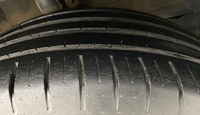 2019 Maruti Baleno RS 1.0 PETROL, Petrol, Manual, 33,614 km, Right Front Tyre Tread