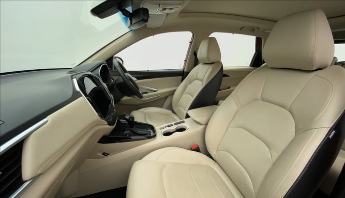2021 MG HECTOR SHARP DCT PETROL, Petrol, Automatic, 7,580 km, Right Side Front Door Cabin