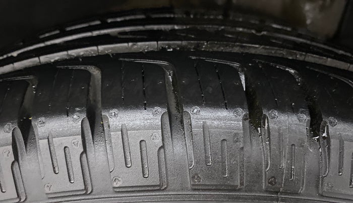 2017 Honda CRV 2.4L 4WD AVN AT, Petrol, Automatic, 74,865 km, Right Rear Tyre Tread