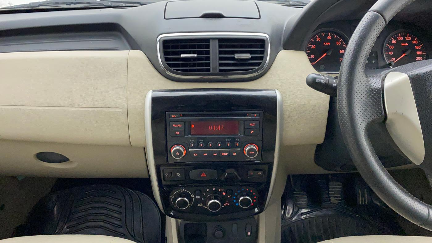 2014 Nissan Terrano XV 110 DIESEL, Diesel, Manual, 43,866 km, Air Conditioner