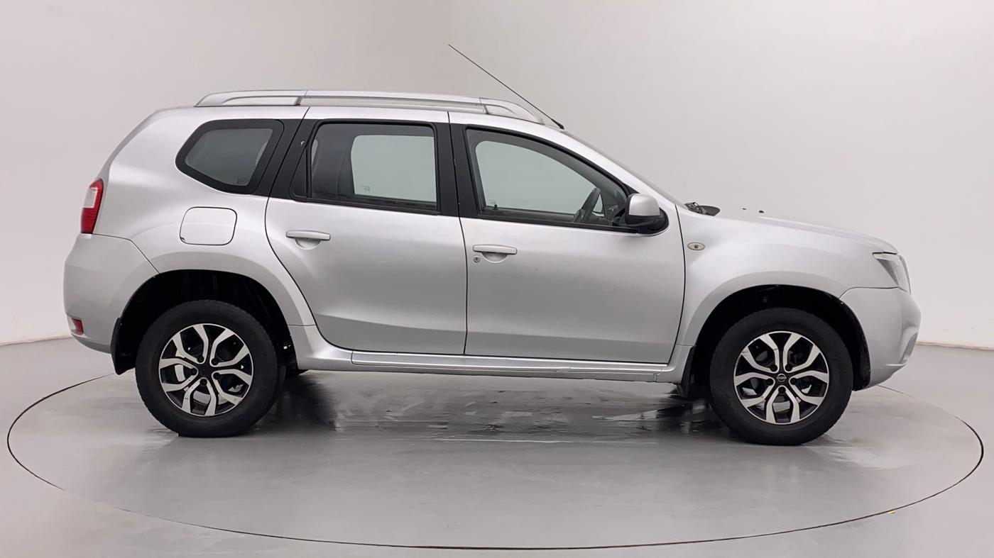 2014 Nissan Terrano XV 110 DIESEL, Diesel, Manual, 43,866 km, Right Side