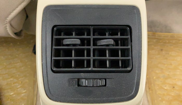 2018 Maruti Dzire VXI, Petrol, Manual, 19,387 km, Rear AC Vents