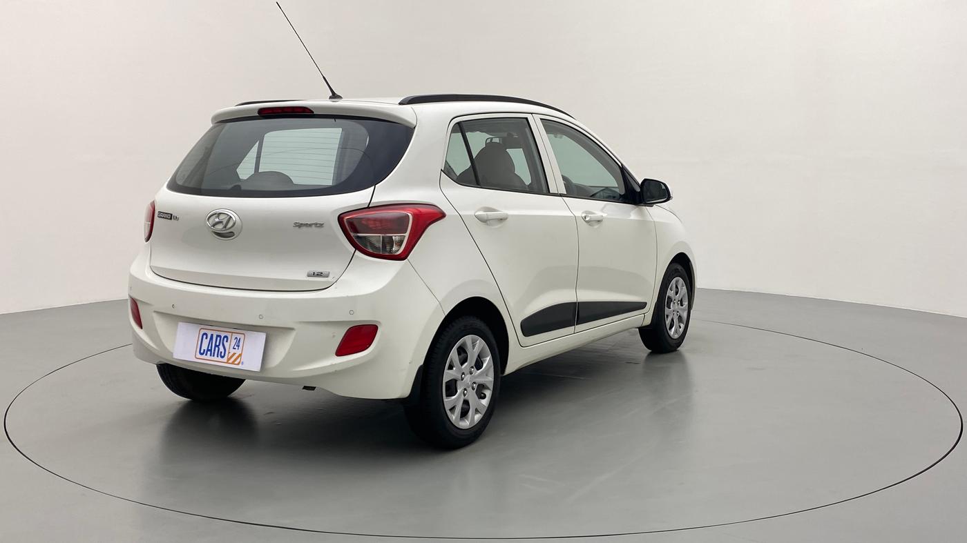 2016 Hyundai Grand i10 SPORTZ 1.2 KAPPA VTVT, Petrol, Manual, 25,064 km, Right Back Diagonal
