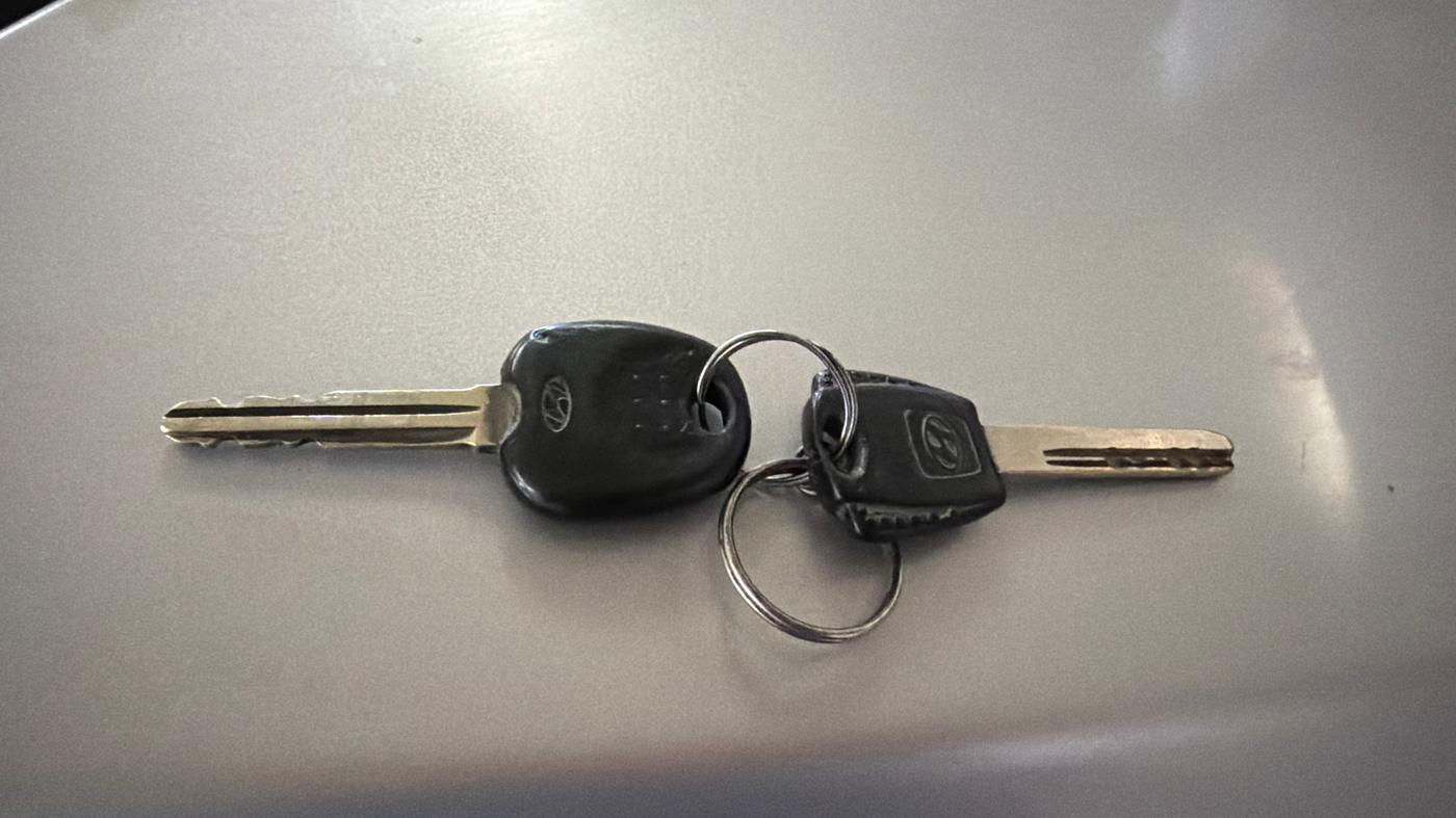 2014 Hyundai Eon ERA +, Petrol, Manual, 38,587 km, Key Close Up
