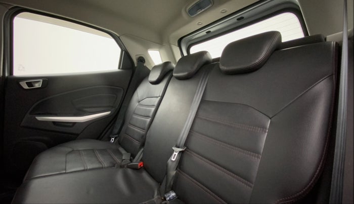 2017 Ford Ecosport 1.5 TITANIUM PLATINUM EDITION DIESEL, Diesel, Manual, 71,230 km, Right Side Rear Door Cabin
