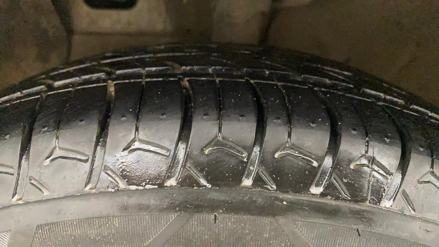 2022 Hyundai AURA S 1.2 CNG, CNG, Manual, 64,059 km, Left Front Tyre Tread
