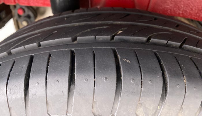 2019 Mahindra KUV 100 NXT K2+6 STR, Petrol, Manual, 14,921 km, Right Rear Tyre Tread