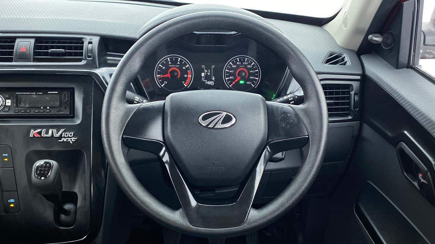 2019 Mahindra KUV 100 NXT K2+6 STR, Petrol, Manual, 14,921 km, Steering Wheel Close Up