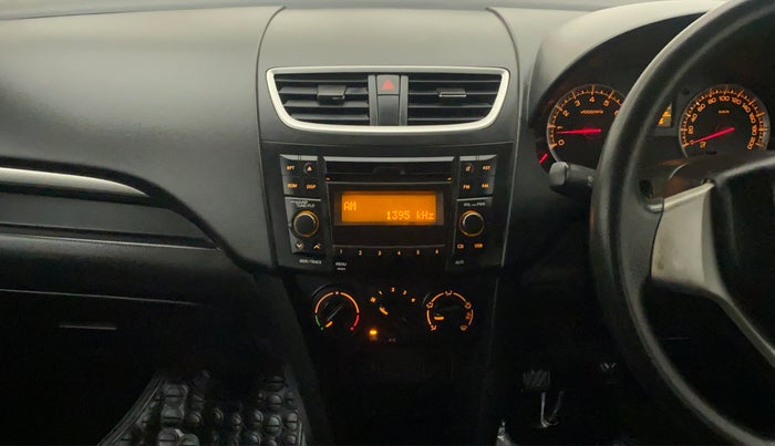 2017 Maruti Swift VXI, Petrol, Manual, 71,406 km, Air Conditioner