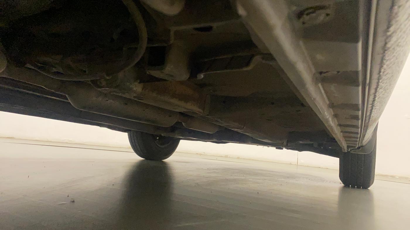 2017 Maruti Swift VXI, Petrol, Manual, 71,406 km, Right Side Underbody