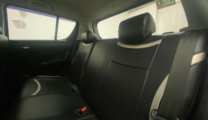 2017 Maruti Swift VXI, Petrol, Manual, 71,406 km, Right Side Rear Door Cabin