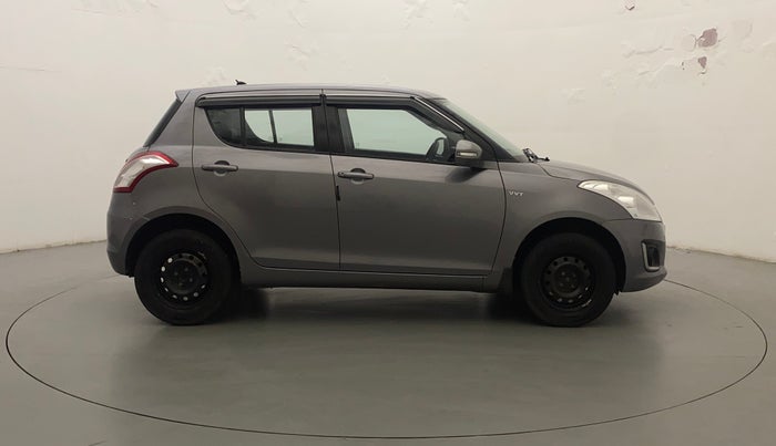 2017 Maruti Swift VXI, Petrol, Manual, 71,406 km, Right Side