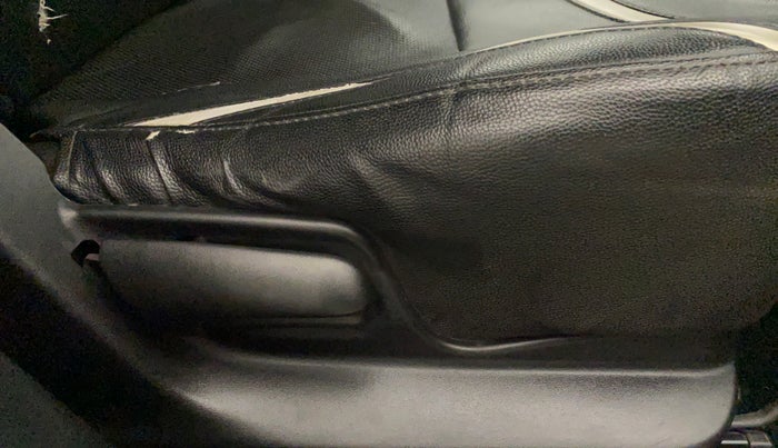 2017 Maruti Swift VXI, Petrol, Manual, 71,406 km, Driver Side Adjustment Panel