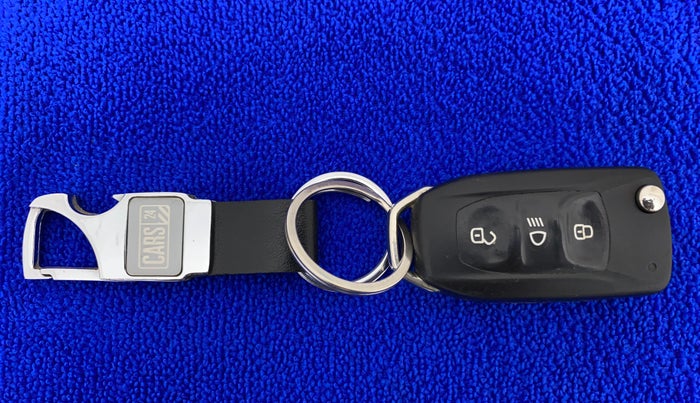 2016 Tata Bolt XM REVOTRON, Petrol, Manual, 58,497 km, Key Close Up