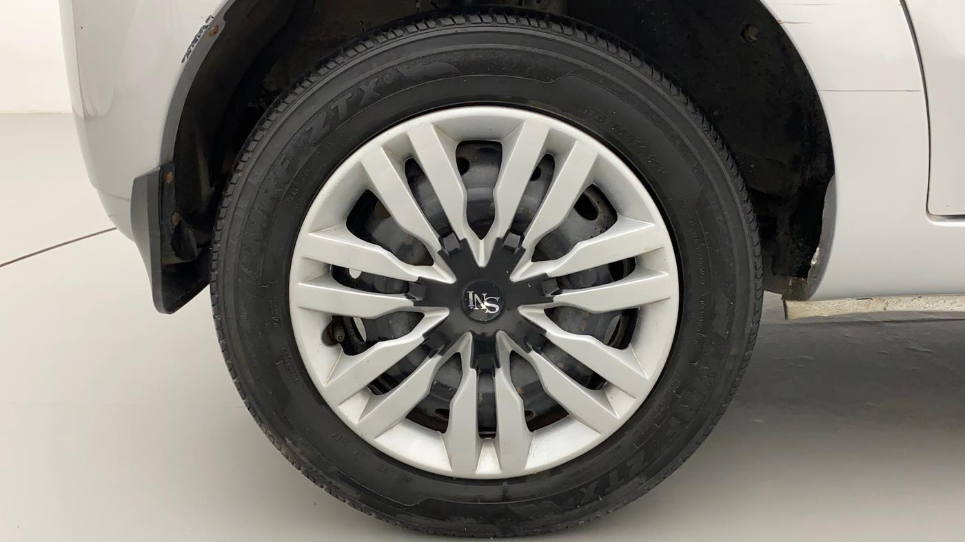 2016 Tata Bolt XM REVOTRON, Petrol, Manual, 58,497 km, Right Rear Wheel