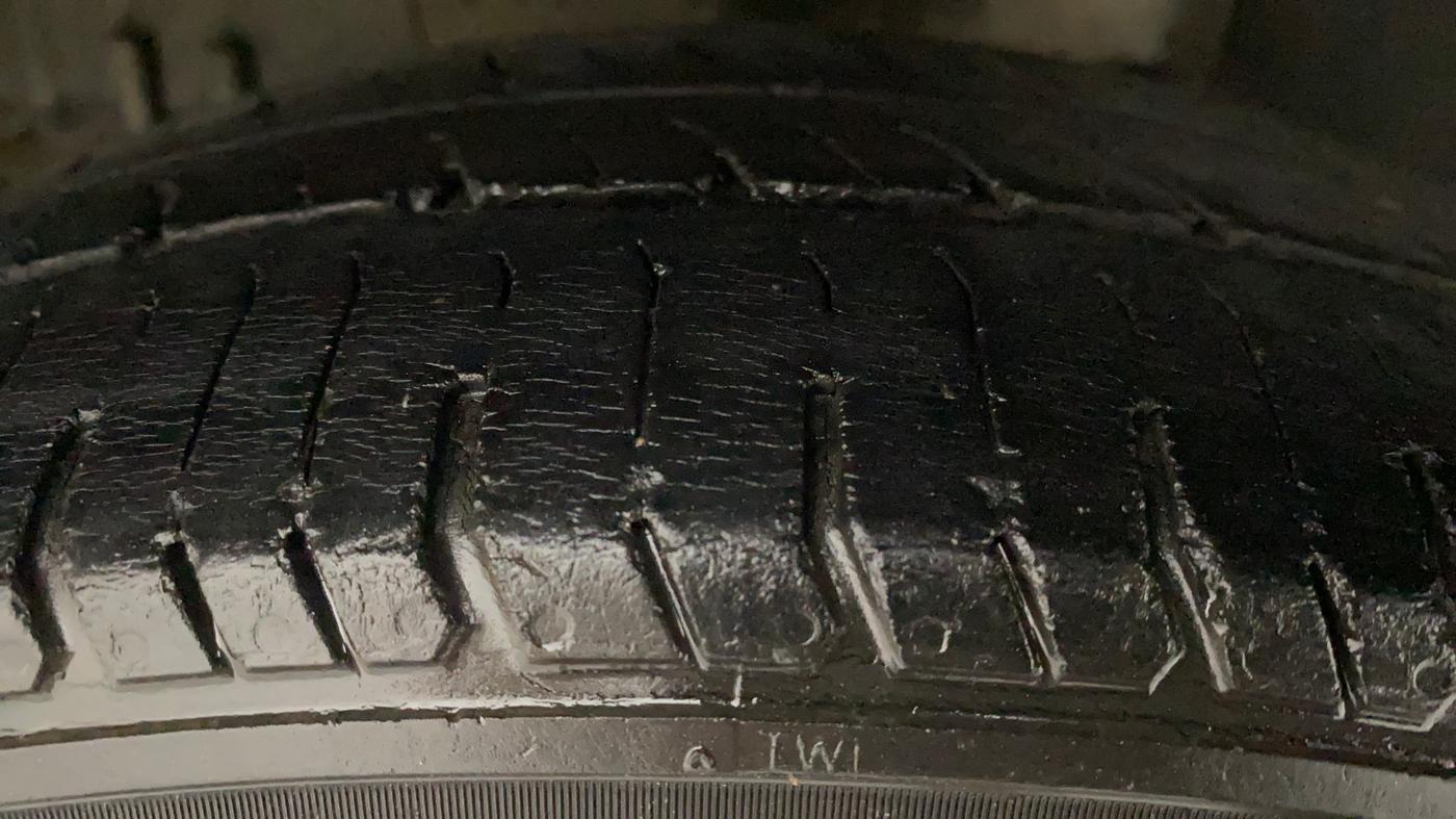 2016 Tata Bolt XM REVOTRON, Petrol, Manual, 58,497 km, Right Rear Tyre Tread