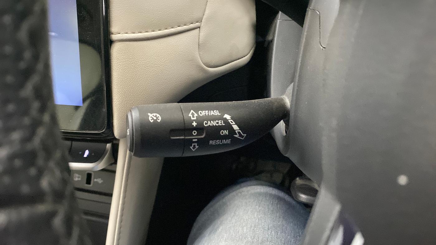 2022 MG ASTOR SMART 1.5 MT, Petrol, Manual, 33,203 km, Adaptive Cruise Control