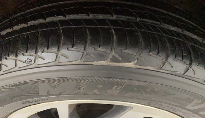 2021 Volkswagen Polo COMFORTLINE 1.0L TSI AT, Petrol, Automatic, 10,757 km, Right Front Tyre Tread