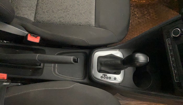 2021 Volkswagen Polo COMFORTLINE 1.0L TSI AT, Petrol, Automatic, 10,757 km, Gear Lever