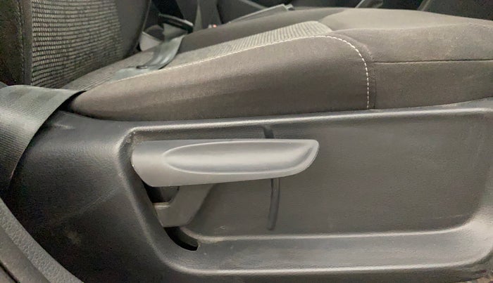 2021 Volkswagen Polo COMFORTLINE 1.0L TSI AT, Petrol, Automatic, 10,757 km, Driver Side Adjustment Panel