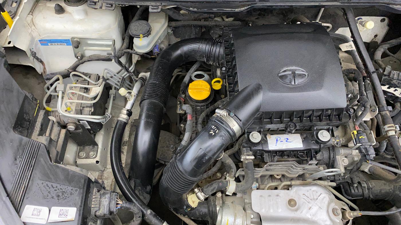 2023 Tata NEXON XE PETROL, Petrol, Manual, 20,709 km, Engine View - Right