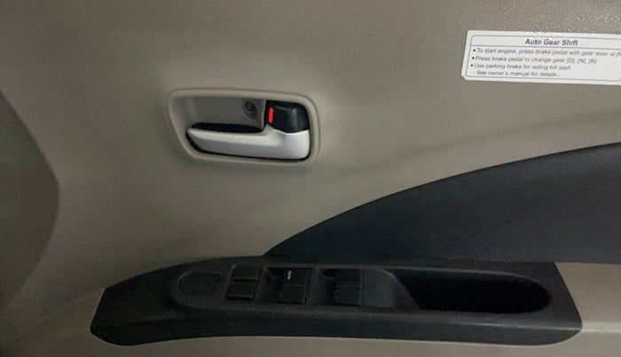 2015 Maruti Celerio VXI AMT, Petrol, Automatic, 68,225 km, Driver Side Door Panels Control